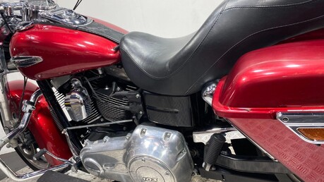 Harley-Davidson Dyna 1690 FLD Switchback 22