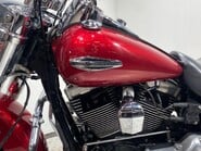 Harley-Davidson Dyna 1690 FLD Switchback 29
