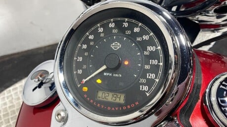 Harley-Davidson Dyna 1690 FLD Switchback 35