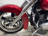 Harley-Davidson Dyna 1690 FLD Switchback 40
