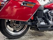 Harley-Davidson Dyna 1690 FLD Switchback 45