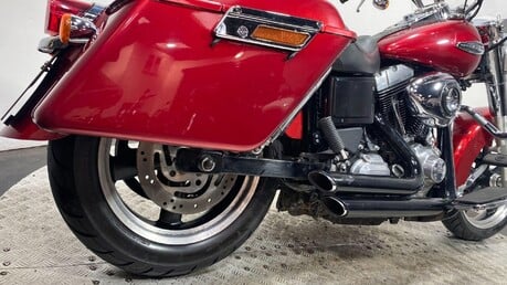 Harley-Davidson Dyna 1690 FLD Switchback 45