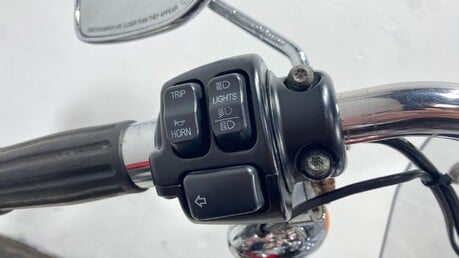 Harley-Davidson Dyna 1690 FLD Switchback 50