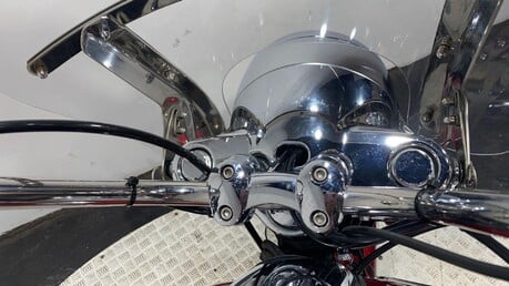 Harley-Davidson Dyna 1690 FLD Switchback 51