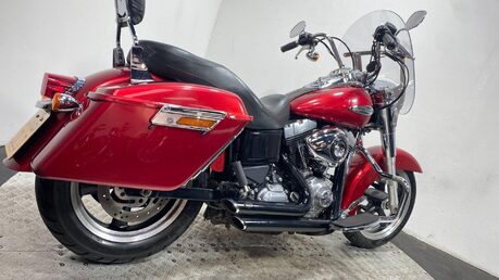 Harley-Davidson Dyna 1690 FLD Switchback 10