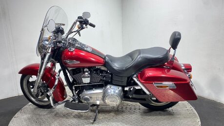 Harley-Davidson Dyna 1690 FLD Switchback 13