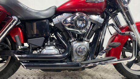 Harley-Davidson Dyna 1690 FLD Switchback 15