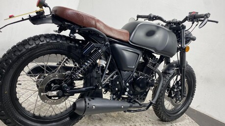 Mutt Akita AKITA 125 6