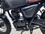 Mutt Akita AKITA 125 17