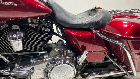 Harley-Davidson Touring 1745 FLHXS Street Glide Special Euro 4 21