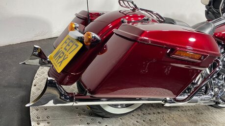 Harley-Davidson Touring 1745 FLHXS Street Glide Special Euro 4 49