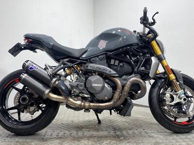 Ducati Monster M1200 S