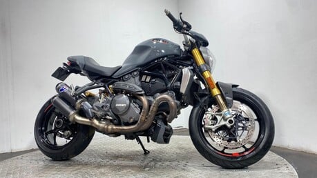 Ducati Monster M1200 S 2