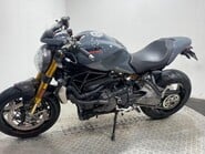 Ducati Monster M1200 S 10