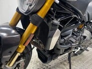 Ducati Monster M1200 S 21
