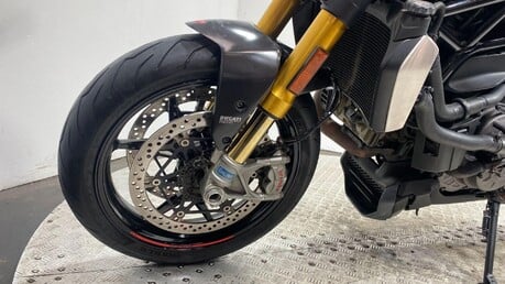 Ducati Monster M1200 S 41