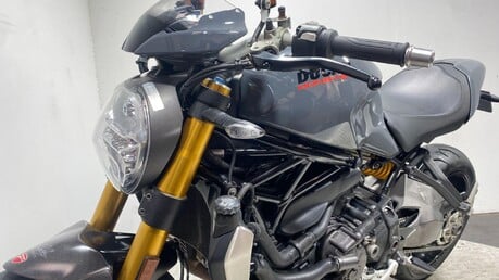 Ducati Monster M1200 S 54