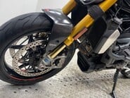 Ducati Monster M1200 S 42