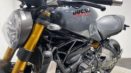 Ducati Monster M1200 S 44