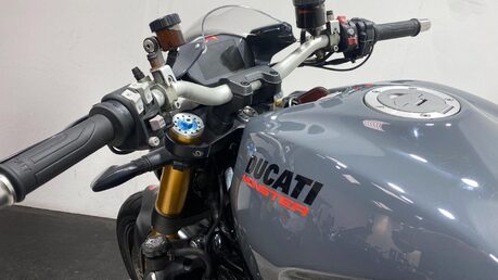 Ducati Monster M1200 S 14