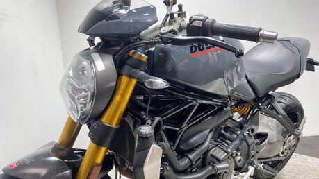 Ducati Monster M1200 S 54