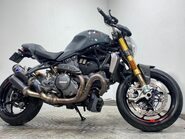 Ducati Monster M1200 S 2