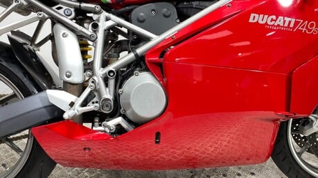 Ducati 749 749 S MONO-04 16