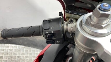 Ducati 749 749 S MONO-04 30