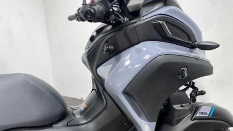 Yamaha Tricity 300 MWD 300 TRICITY 300 17