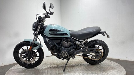 Ducati Scrambler 400 SCRAMBLER SIXTY2 2