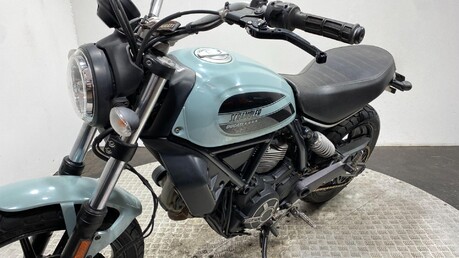 Ducati Scrambler 400 SCRAMBLER SIXTY2 6