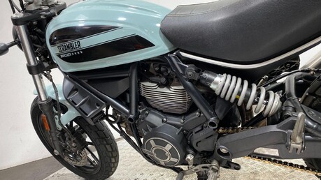 Ducati Scrambler 400 SCRAMBLER SIXTY2 13