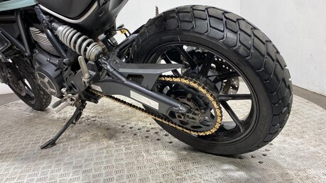 Ducati Scrambler 400 SCRAMBLER SIXTY2 17