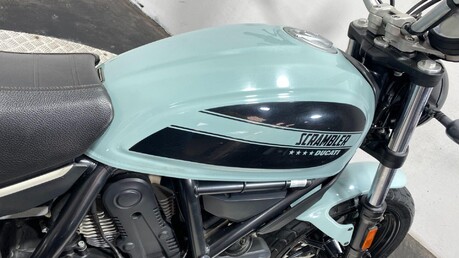 Ducati Scrambler 400 SCRAMBLER SIXTY2 19