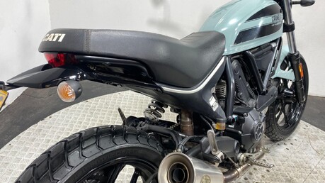 Ducati Scrambler 400 SCRAMBLER SIXTY2 22