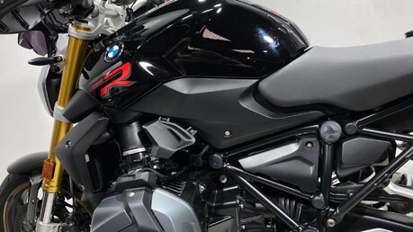 BMW R1250R 1250 SE Euro 5 33