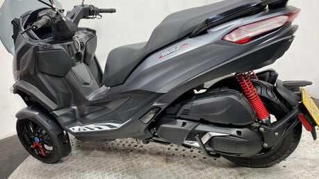 Piaggio MP3 400 HPE Sport CVT Euro 5 10