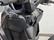 Piaggio MP3 400 HPE Sport CVT Euro 5 16