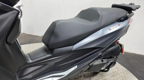 Piaggio MP3 400 HPE Sport CVT Euro 5 23
