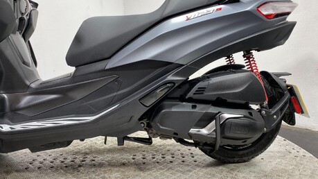 Piaggio MP3 400 HPE Sport CVT Euro 5 25