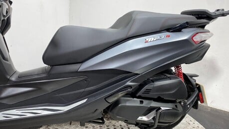 Piaggio MP3 400 HPE Sport CVT Euro 5 26