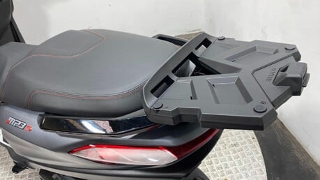 Piaggio MP3 400 HPE Sport CVT Euro 5 28