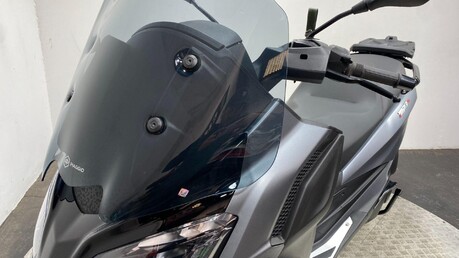 Piaggio MP3 400 HPE Sport CVT Euro 5 34