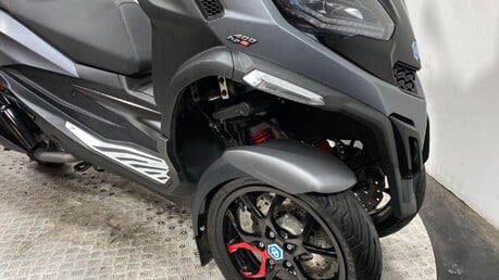 Piaggio MP3 400 HPE Sport CVT Euro 5 42