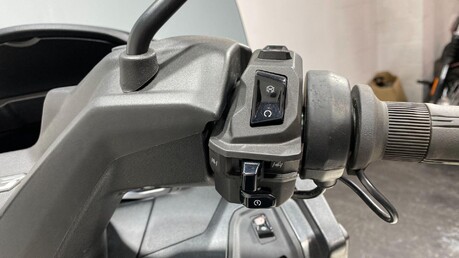 Piaggio MP3 400 HPE Sport CVT Euro 5 53