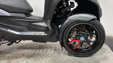 Piaggio MP3 400 HPE Sport CVT Euro 5 50