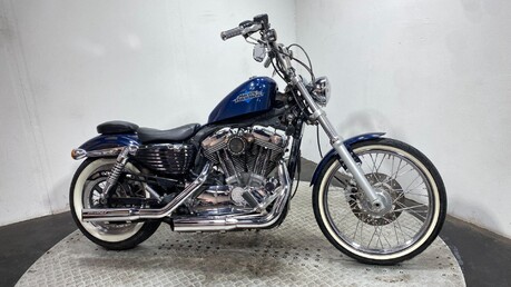 Harley-Davidson Sportster 1200 XL1200V Seventy-Two 9