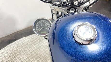 Harley-Davidson Sportster 1200 XL1200V Seventy-Two 25