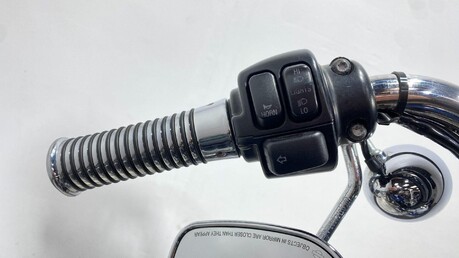 Harley-Davidson Sportster 1200 XL1200V Seventy-Two 32
