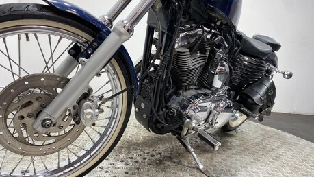 Harley-Davidson Sportster 1200 XL1200V Seventy-Two 35